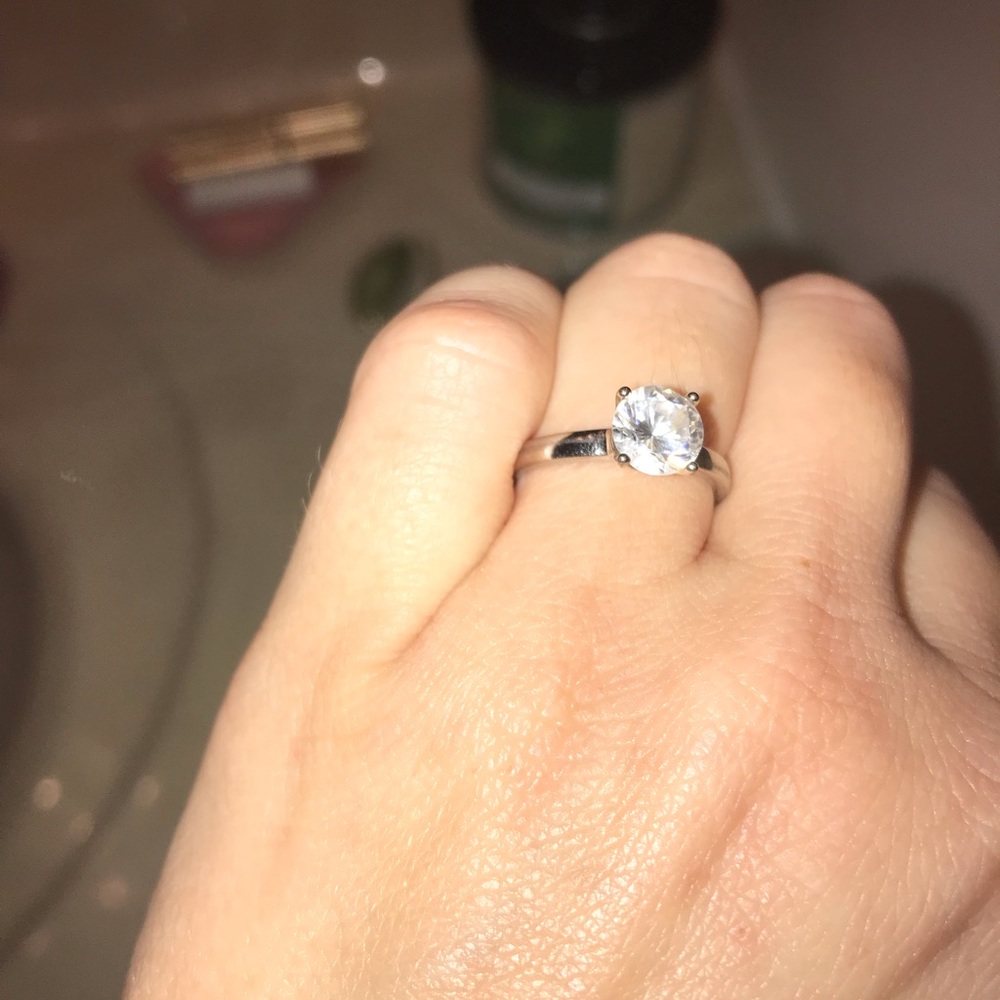 Round Solitaire Ring - Picture 2 of 4